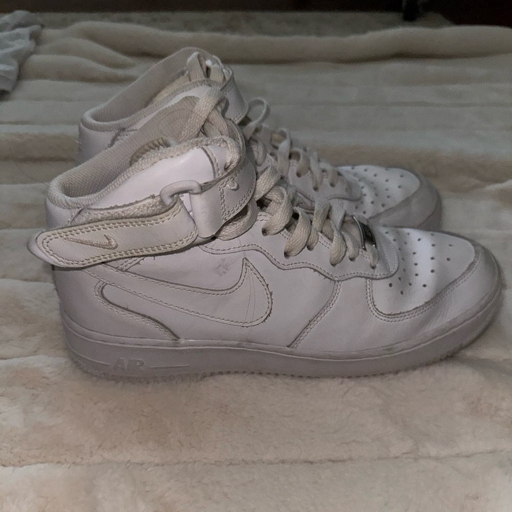 Mid Air Force ones
